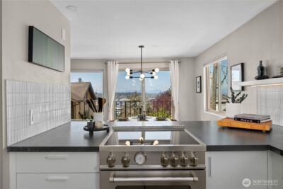 4511 Greenwood Avenue N #6, Seattle, WA 98103 - Photo 10