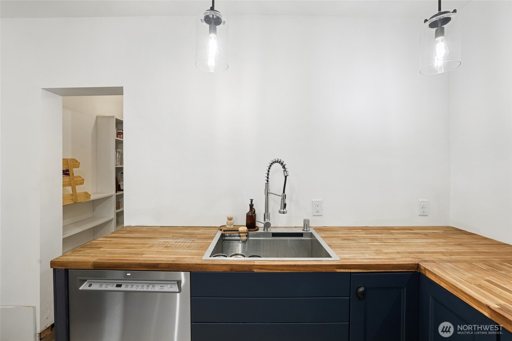 1128 State Avenue NE, Olympia, WA 98506