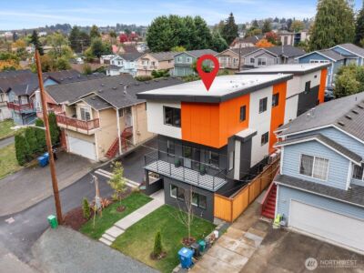 6025 47th Avenue S #A, Seattle, WA 98118 - Photo 2