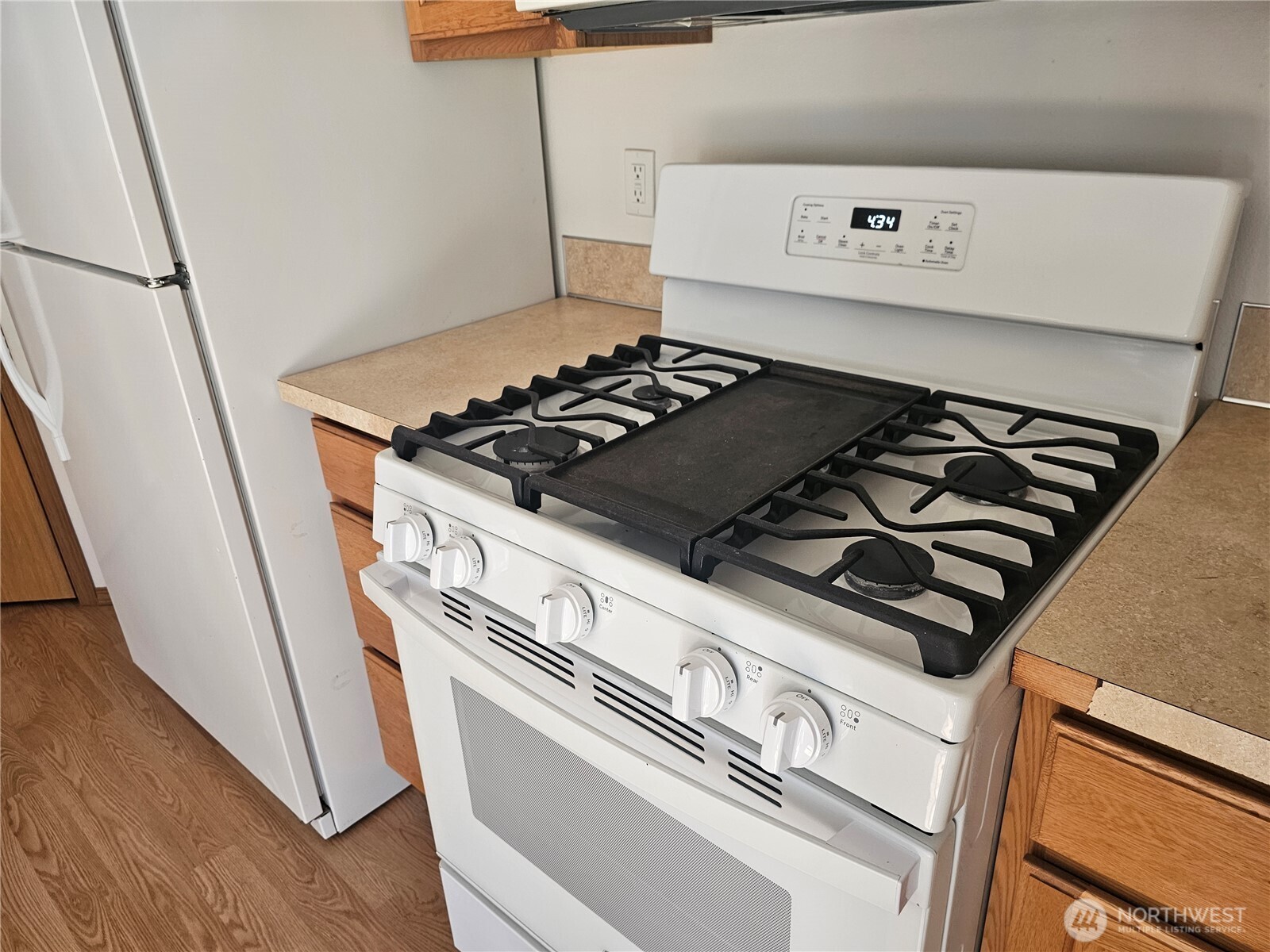 699 Myers Street SE, Rainier, WA 98576