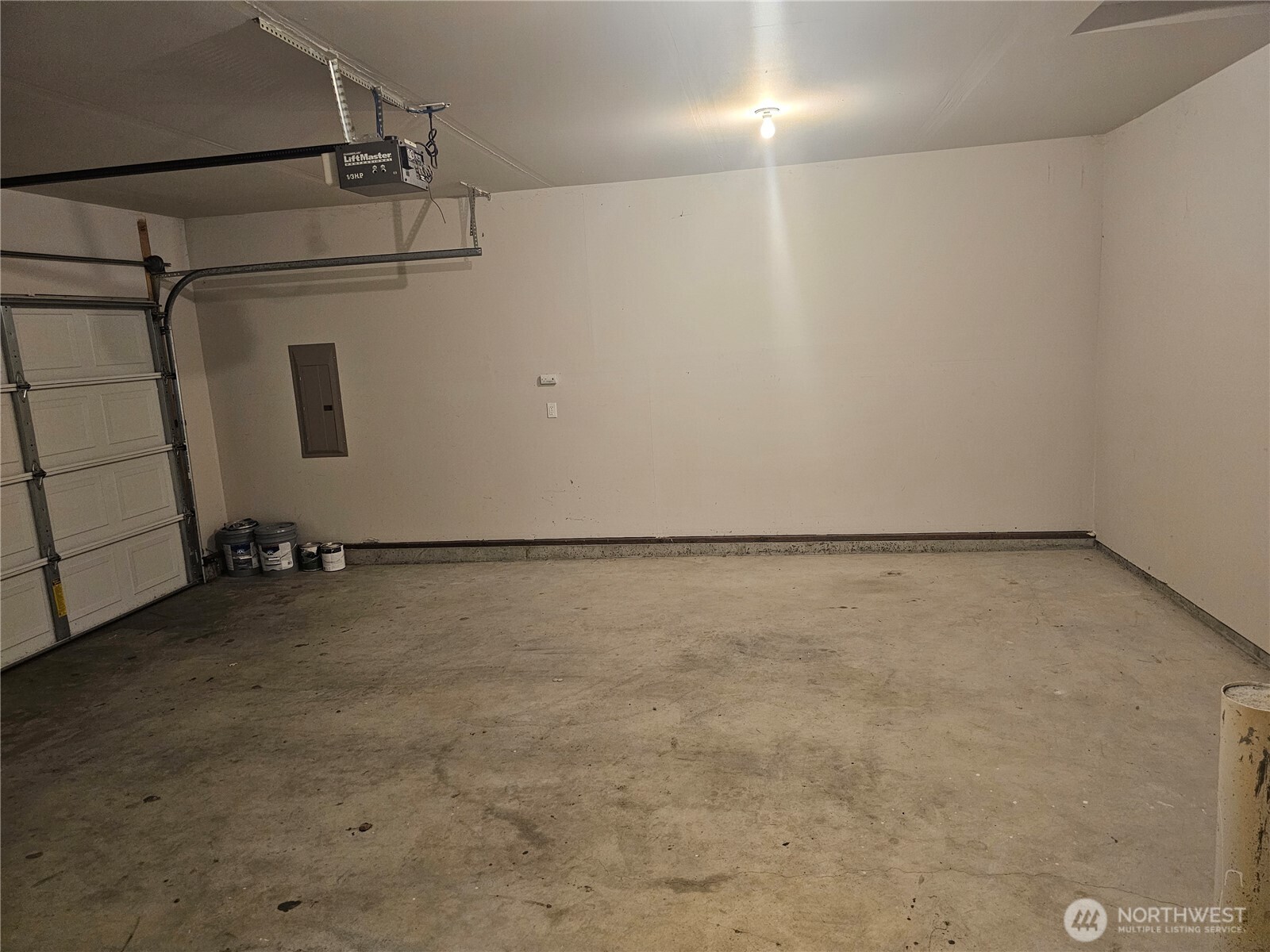699 Myers Street SE, Rainier, WA 98576