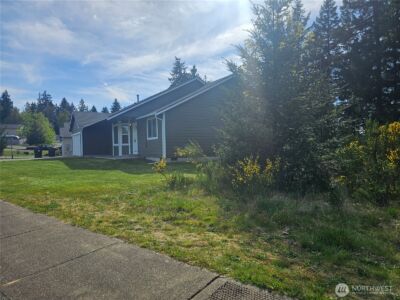 699 Myers Street SE, Rainier, WA 98576 - Photo 39
