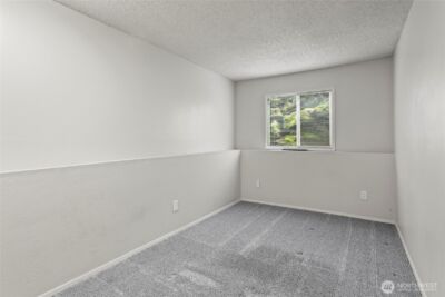 12423 NE 145th Place #B145, Kirkland, WA 98034 - Photo 16
