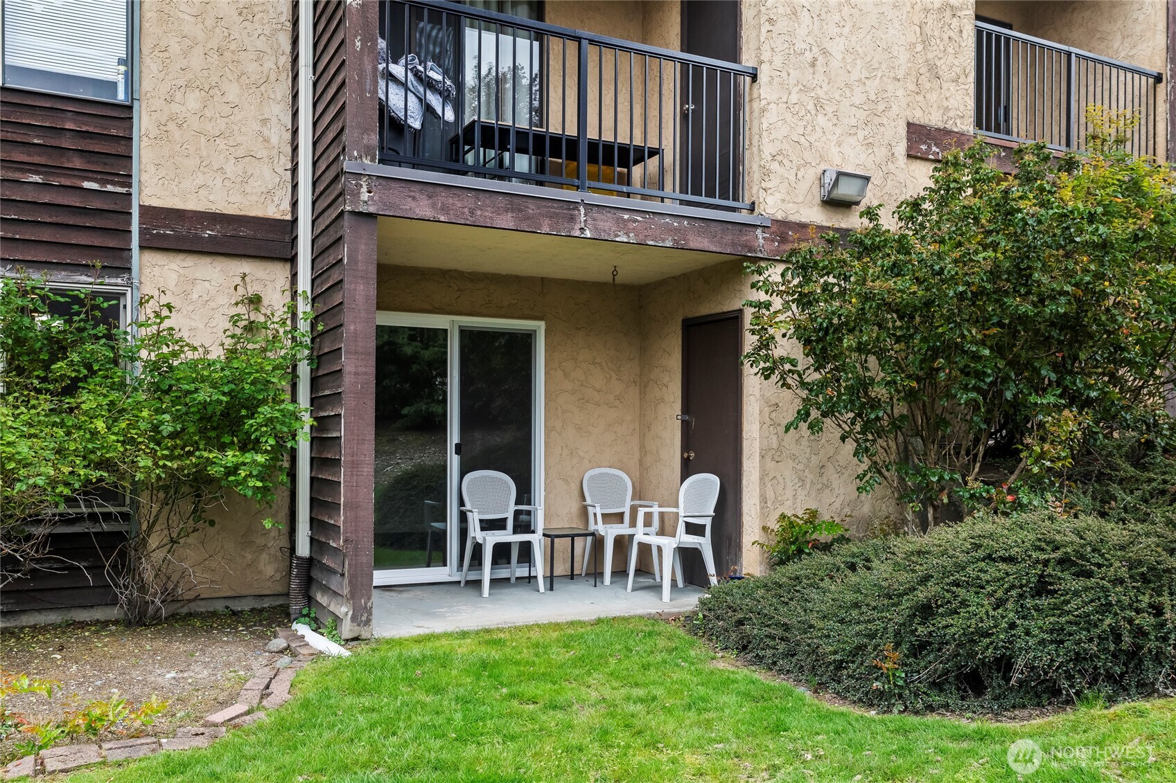 12423 NE 145th Place #B145, Kirkland, WA 98034