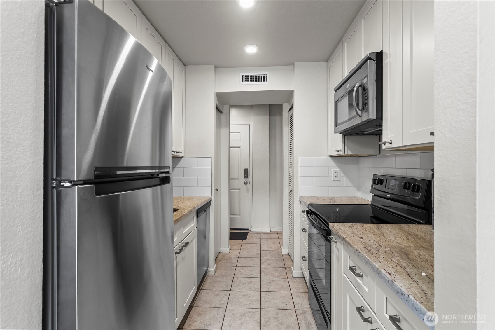 12423 NE 145th Place #B145, Kirkland, WA 98034
