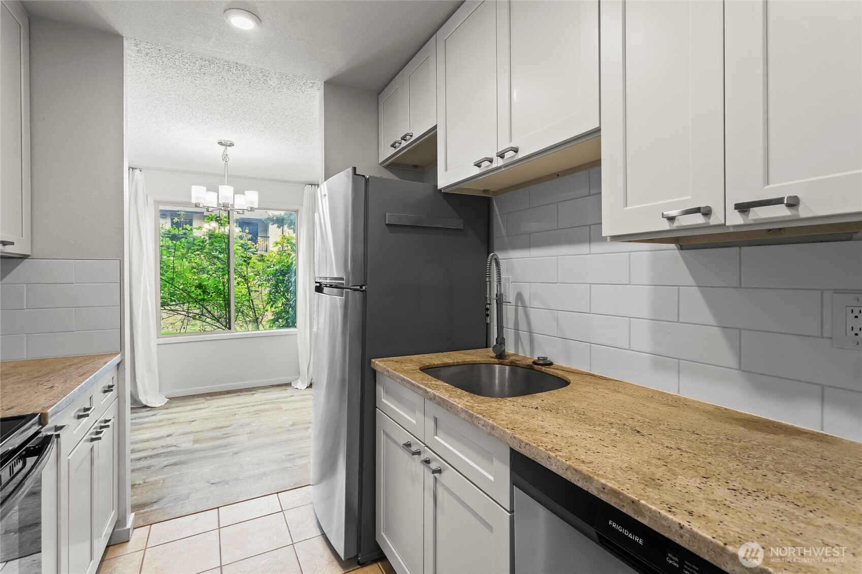 12423 NE 145th Place #B145, Kirkland, WA 98034