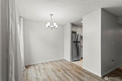 12423 NE 145th Place #B145, Kirkland, WA 98034 - Photo 10