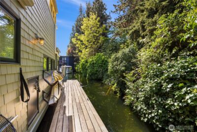 2466 Westlake Avenue N #19, Seattle, WA 98109 - Photo 30