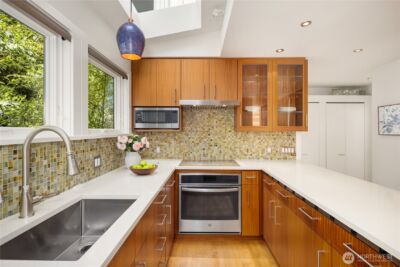 2466 Westlake Avenue N #19, Seattle, WA 98109 - Photo 9
