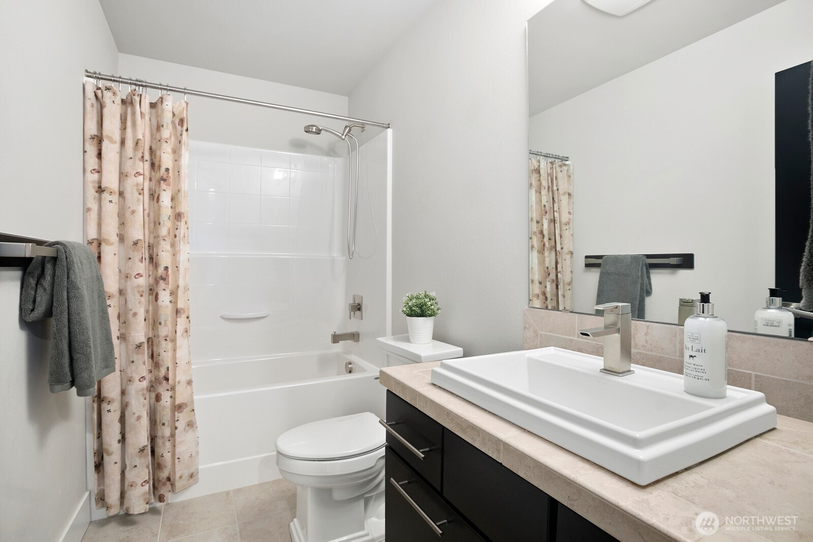 20025 6th Place W, Lynnwood, WA 98036-5255