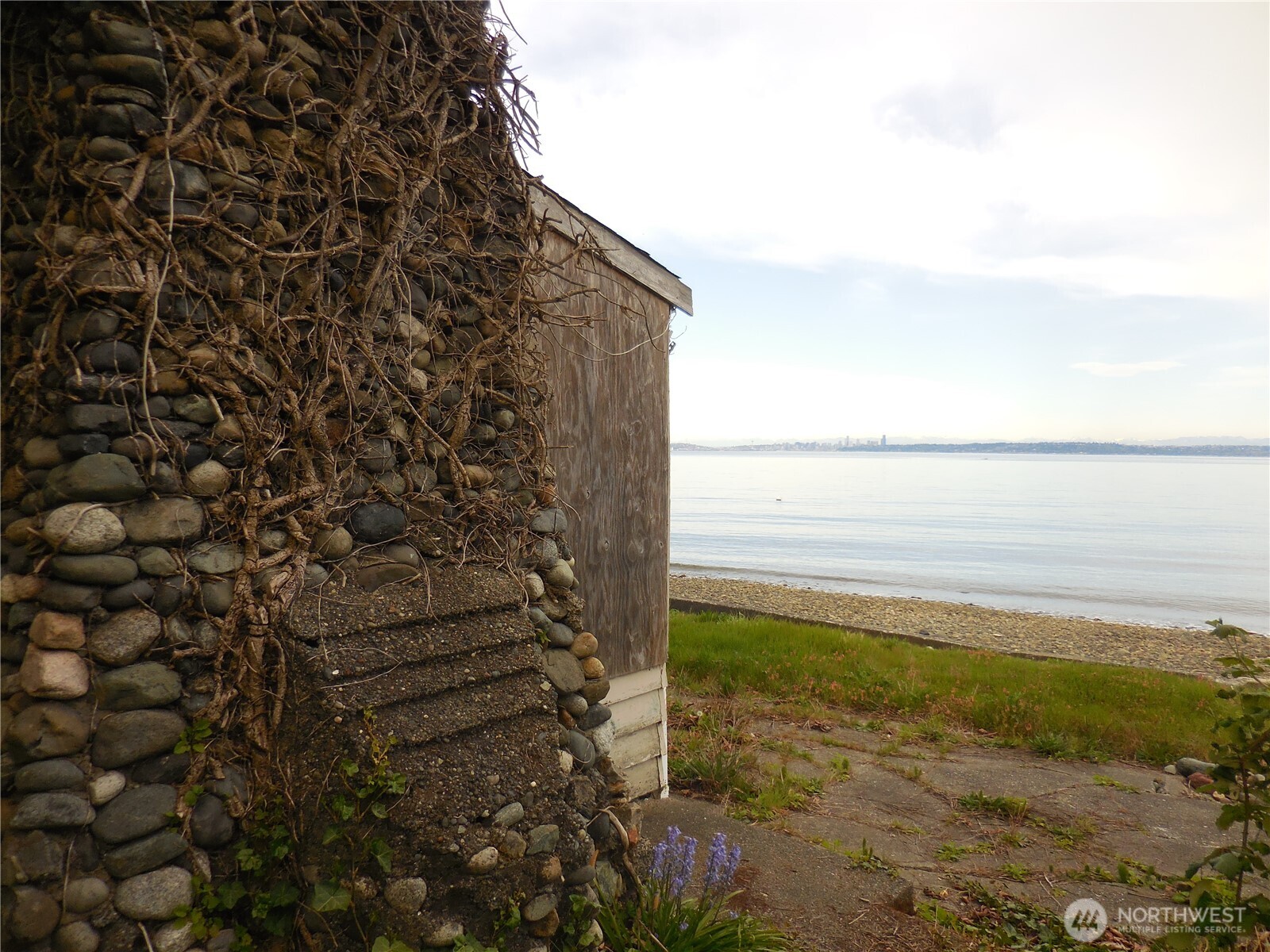 1239 Colchester Drive E, Port Orchard, WA 98366