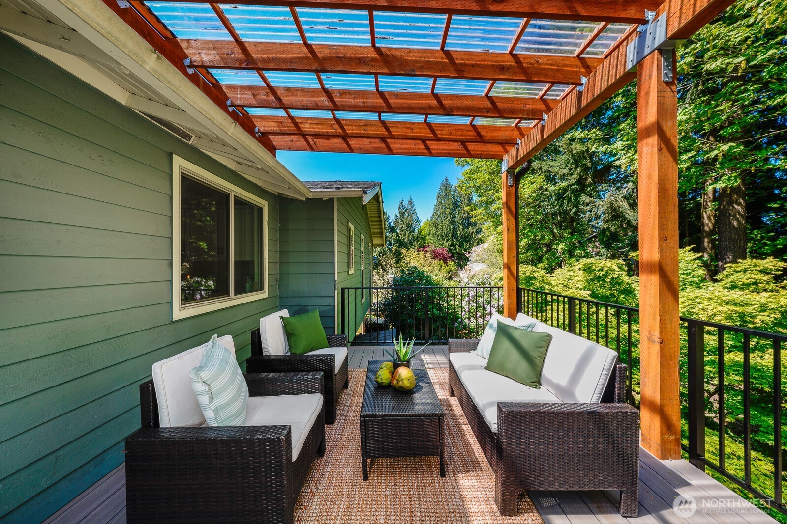 8910 NE 195th Street NE, Bothell, WA 98011