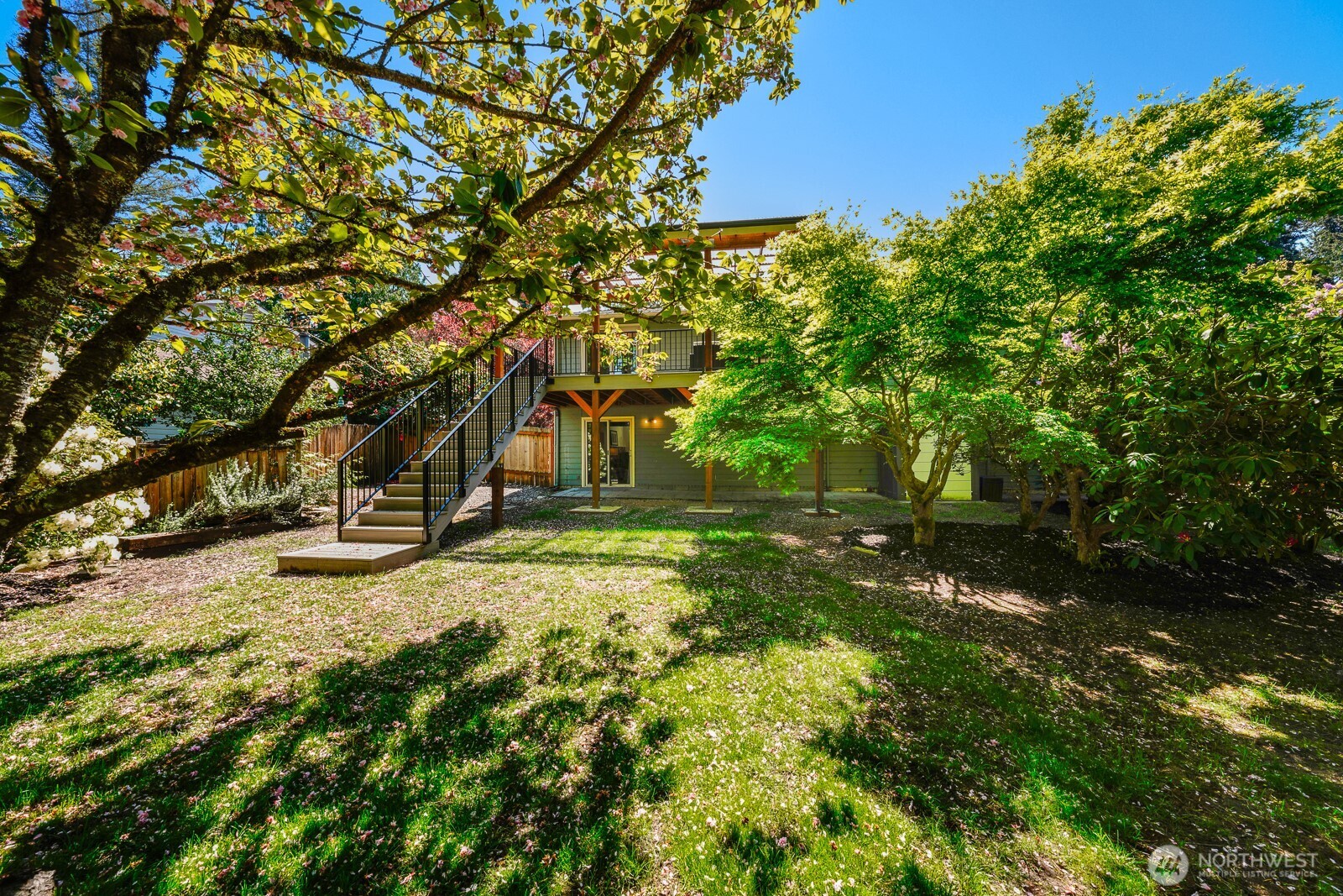 8910 NE 195th Street NE, Bothell, WA 98011