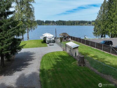 17150 Pleasant Beach Drive SE, Yelm, WA 98597 - Photo 16