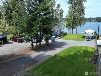 17150 Pleasant Beach Drive SE, Yelm, WA 98597 - Photo 2