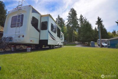 17150 Pleasant Beach Drive SE, Yelm, WA 98597 - Photo 19