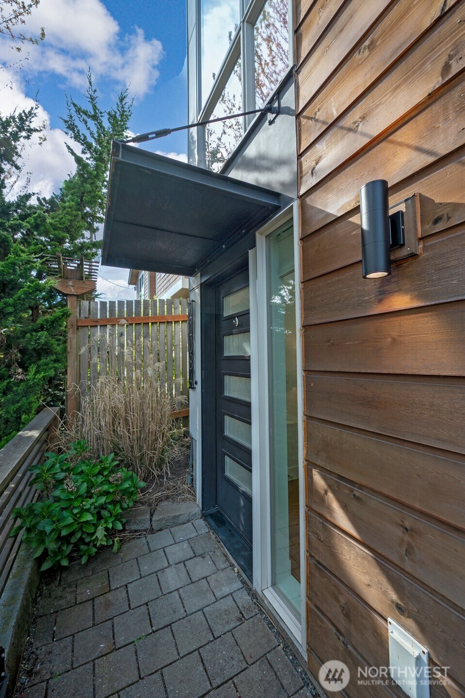 2108 E James Street #A, Seattle, WA 98122