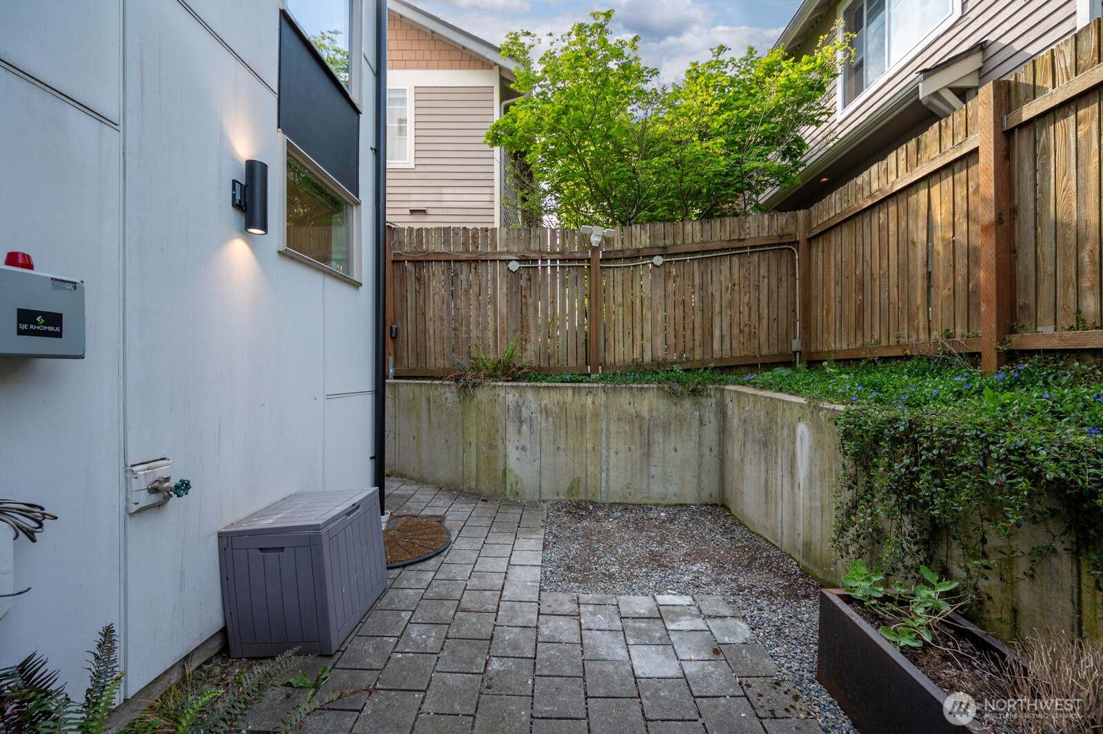 2108 E James Street #A, Seattle, WA 98122