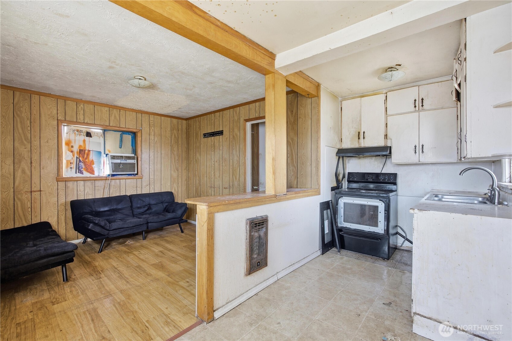 104 E 5th AVE , Warden, WA 98857