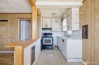 104 E 5th AVE , Warden, WA 98857 - Photo 18
