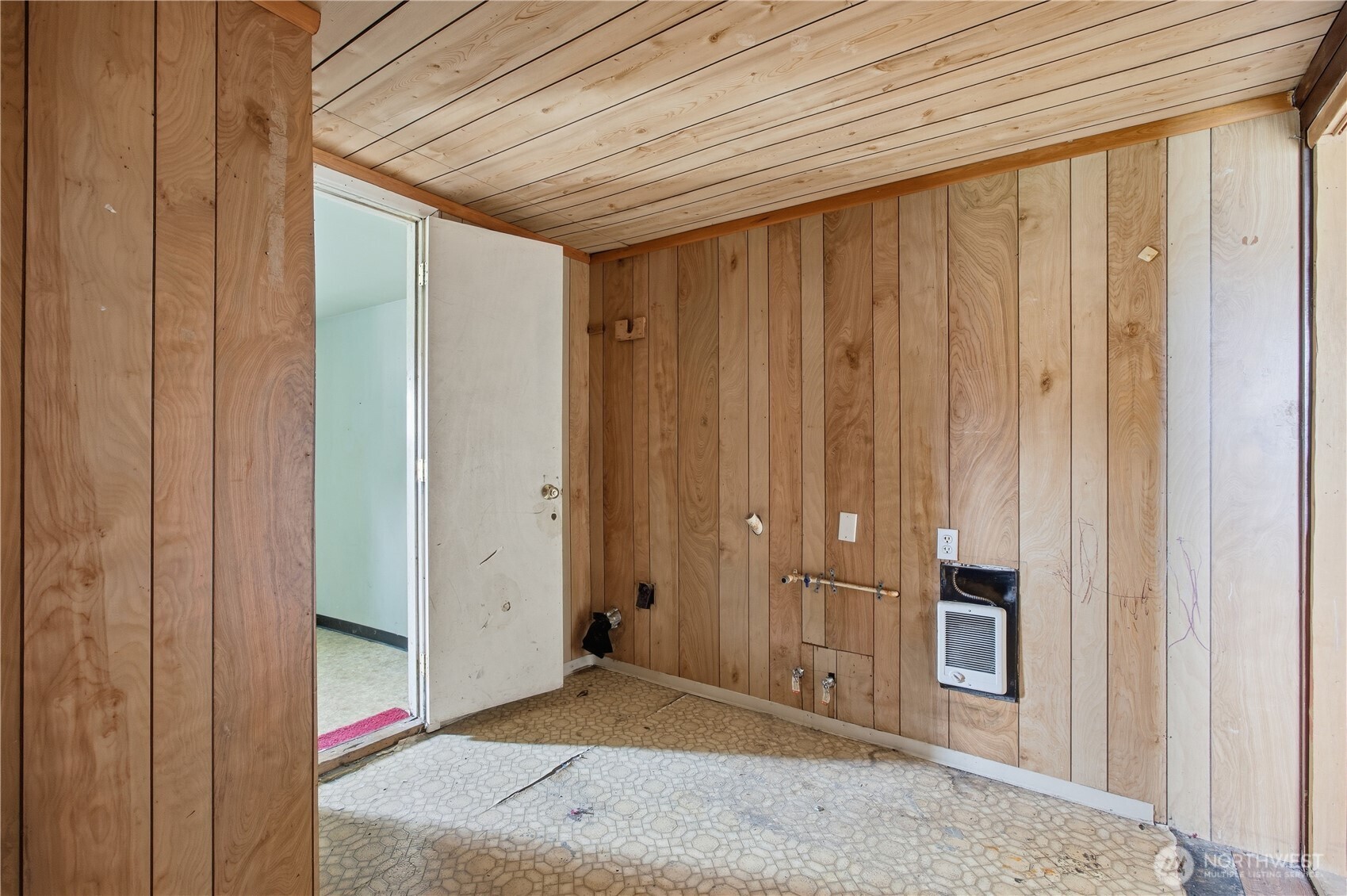 104 E 5th AVE , Warden, WA 98857