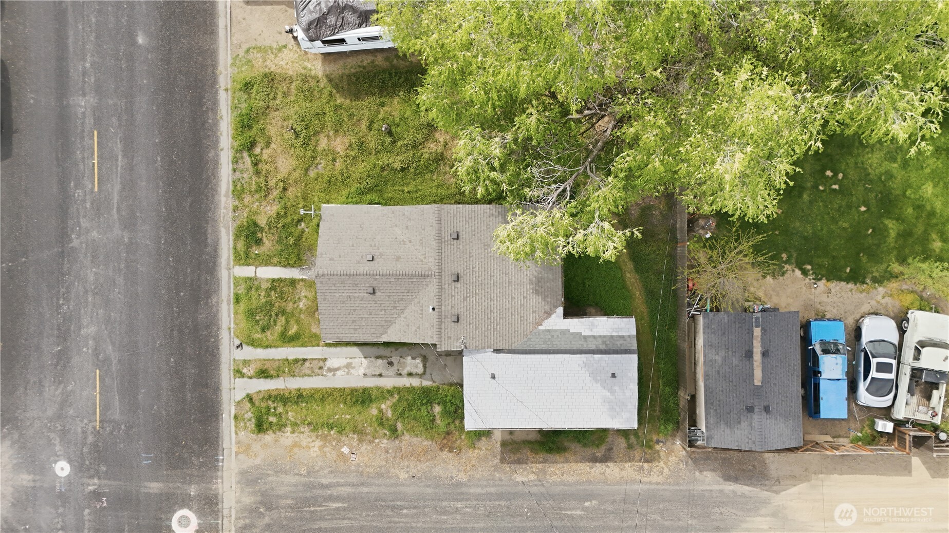 104 E 5th AVE , Warden, WA 98857