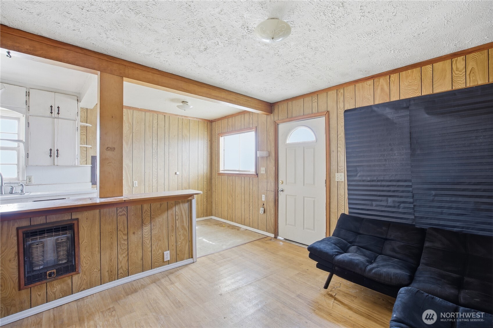 104 E 5th AVE , Warden, WA 98857