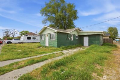 104 E 5th AVE , Warden, WA 98857 - Photo 10
