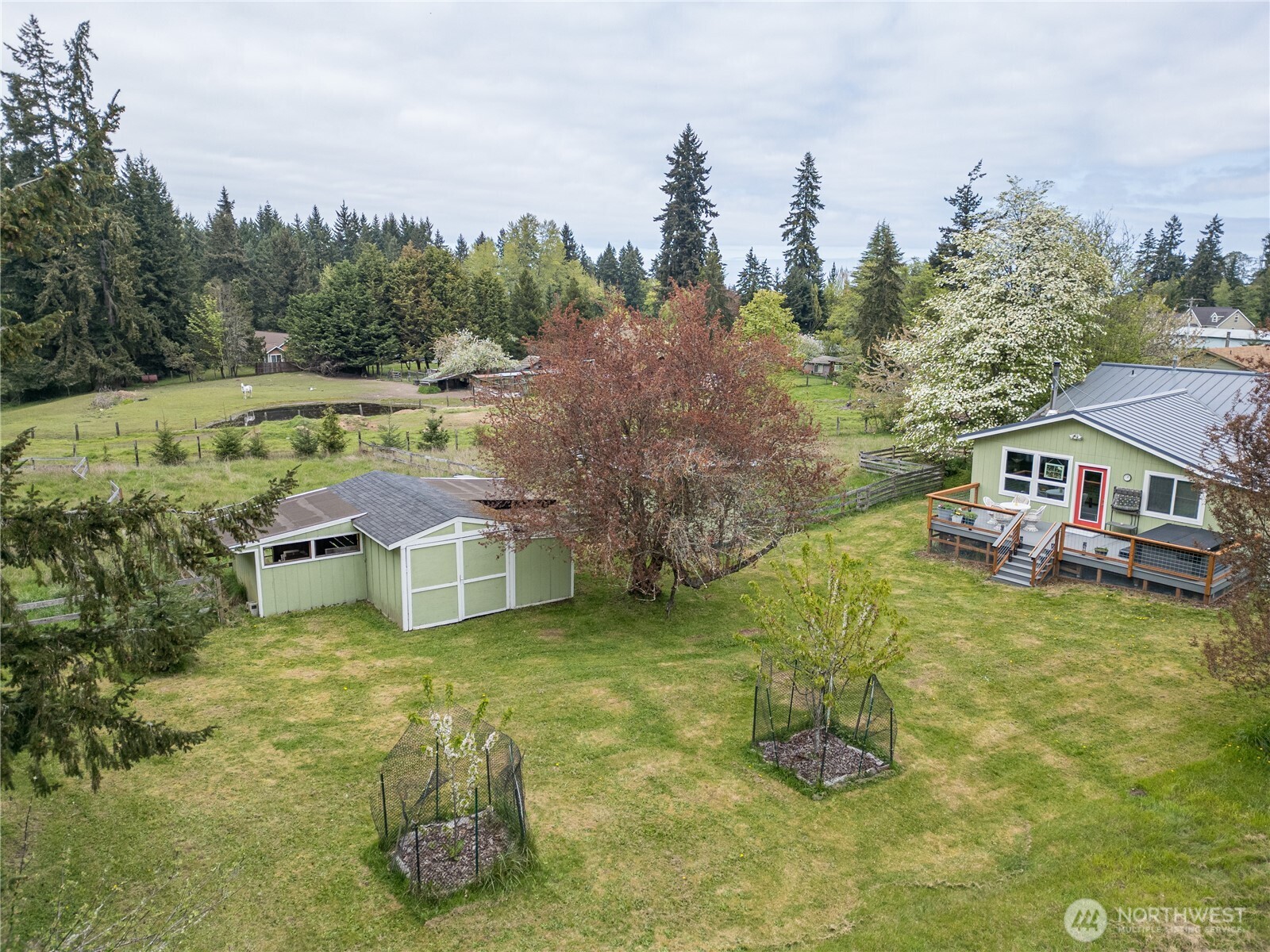 430 Black Diamond Road , Port Angeles, WA 98363