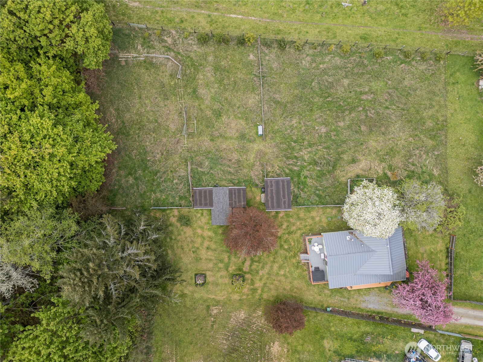430 Black Diamond Road , Port Angeles, WA 98363