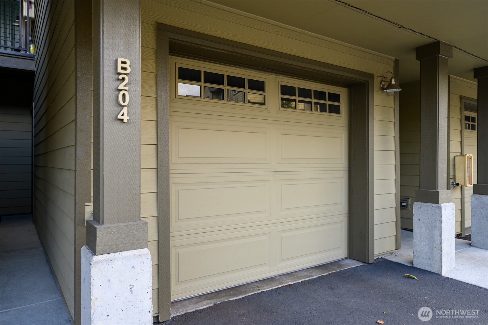 19102 20th Drive SE #B204, Bothell, WA 98012-8707