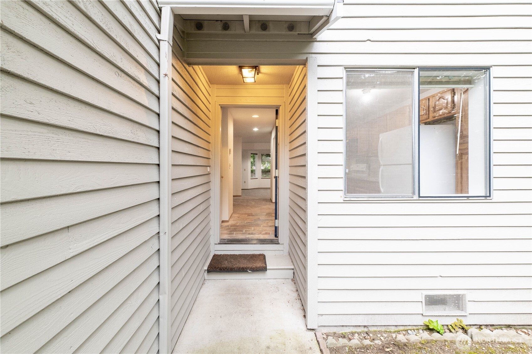 15307 15th Avenue NE #7, Shoreline, WA 98155