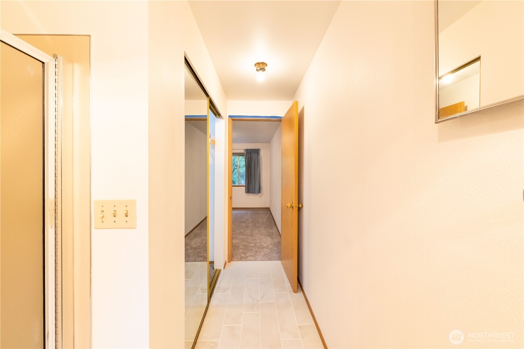 15307 15th Avenue NE #7, Shoreline, WA 98155