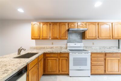 15307 15th Avenue NE #7, Shoreline, WA 98155 - Photo 8