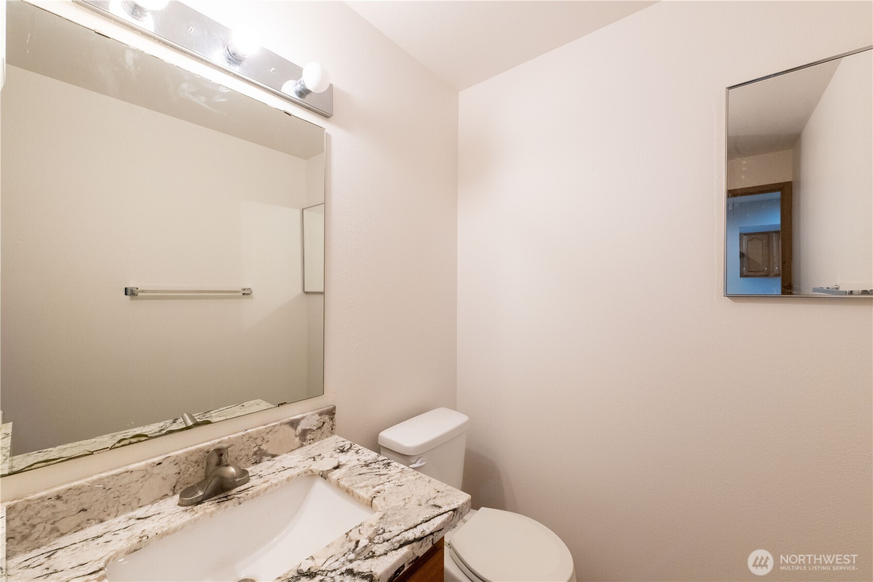 15307 15th Avenue NE #7, Shoreline, WA 98155