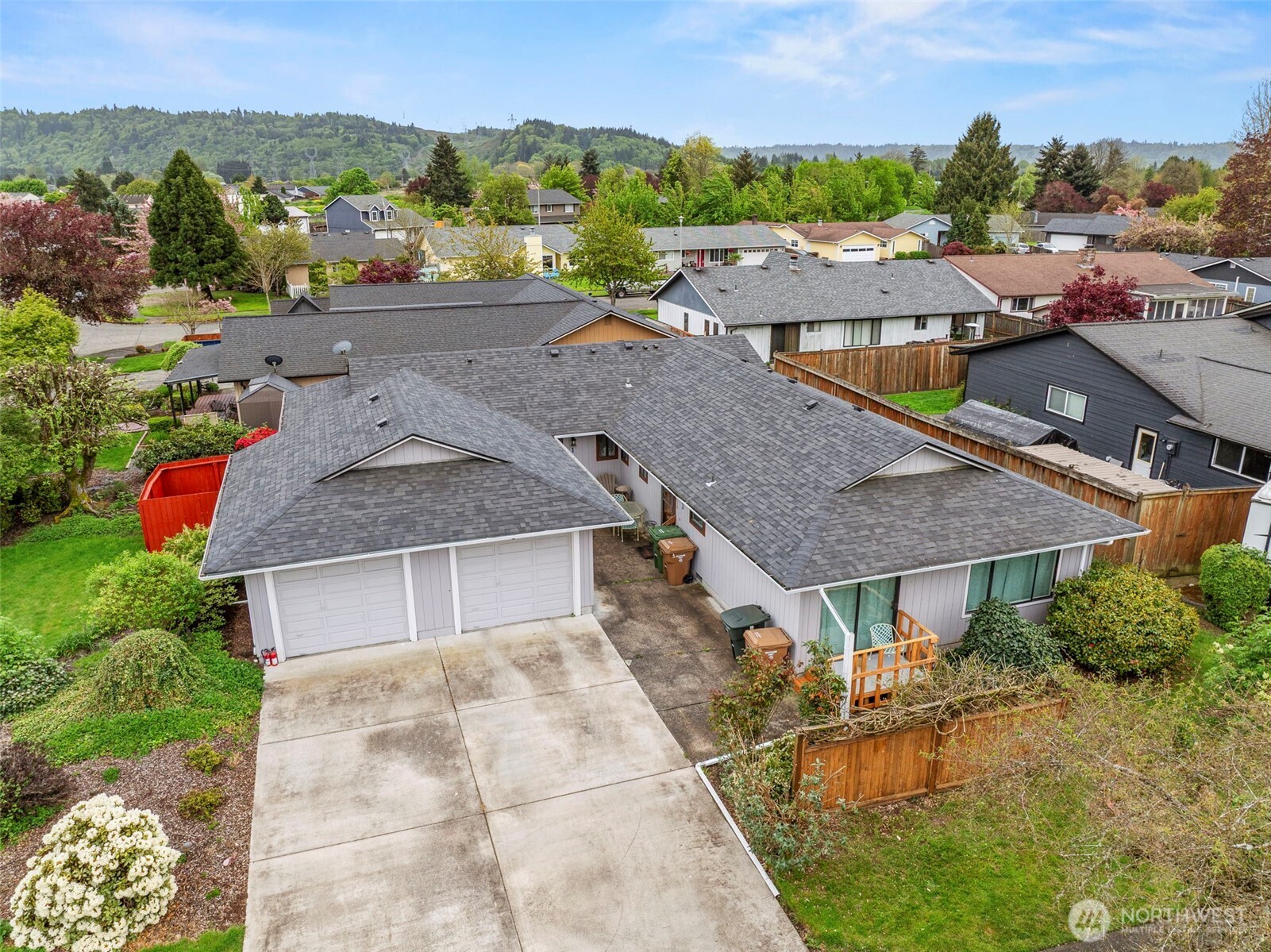 1 Teal Street , Longview, WA 98632
