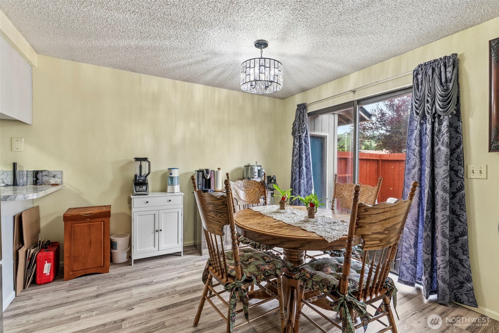 1 Teal Street , Longview, WA 98632