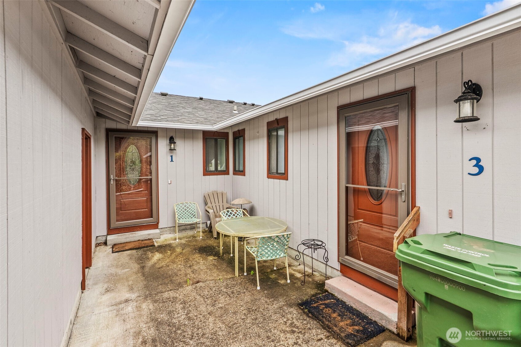 1 Teal Street , Longview, WA 98632