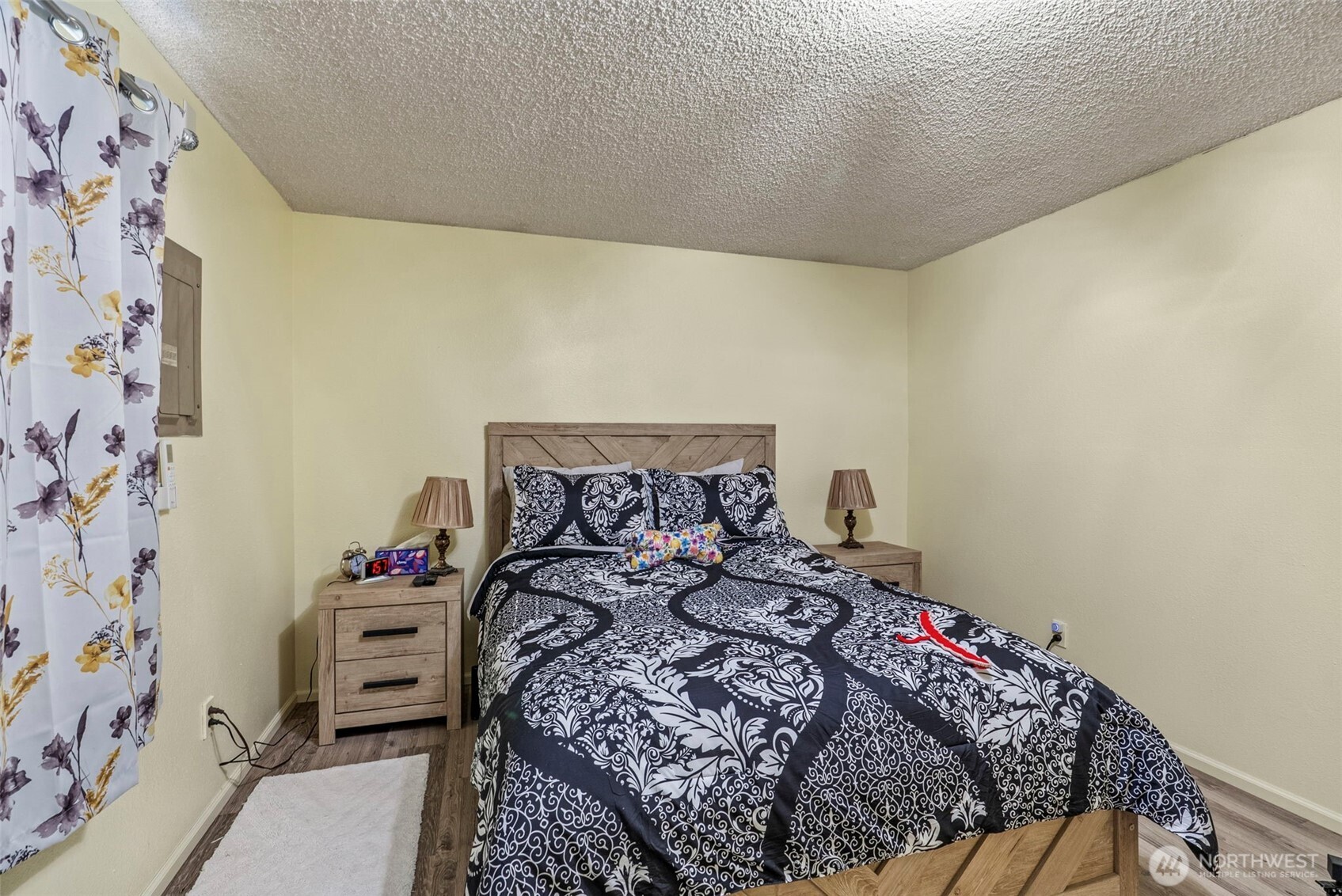 1 Teal Street , Longview, WA 98632