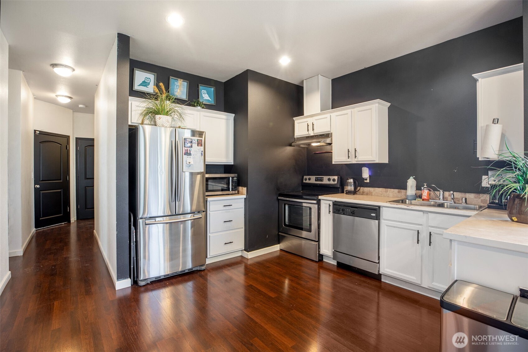 7042 E J Street , Tacoma, WA 98404