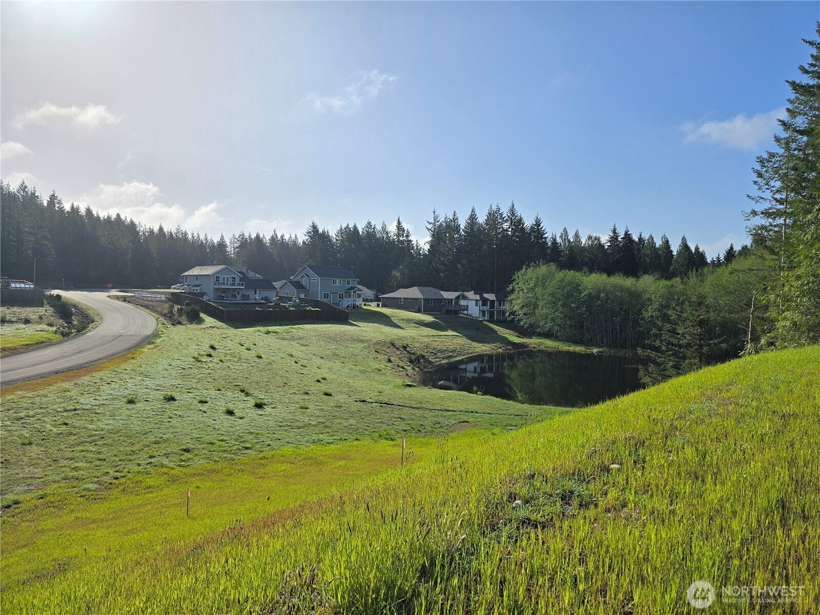 140 E Donbob Lane , Allyn, WA 98524
