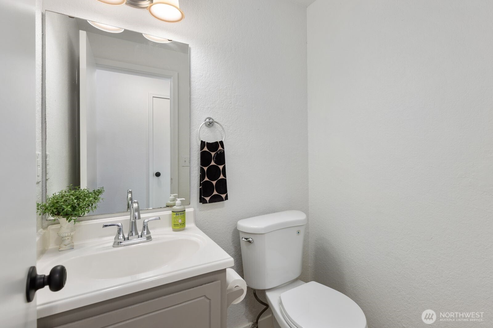1421 W Casino Road #A23, Everett, WA 98204