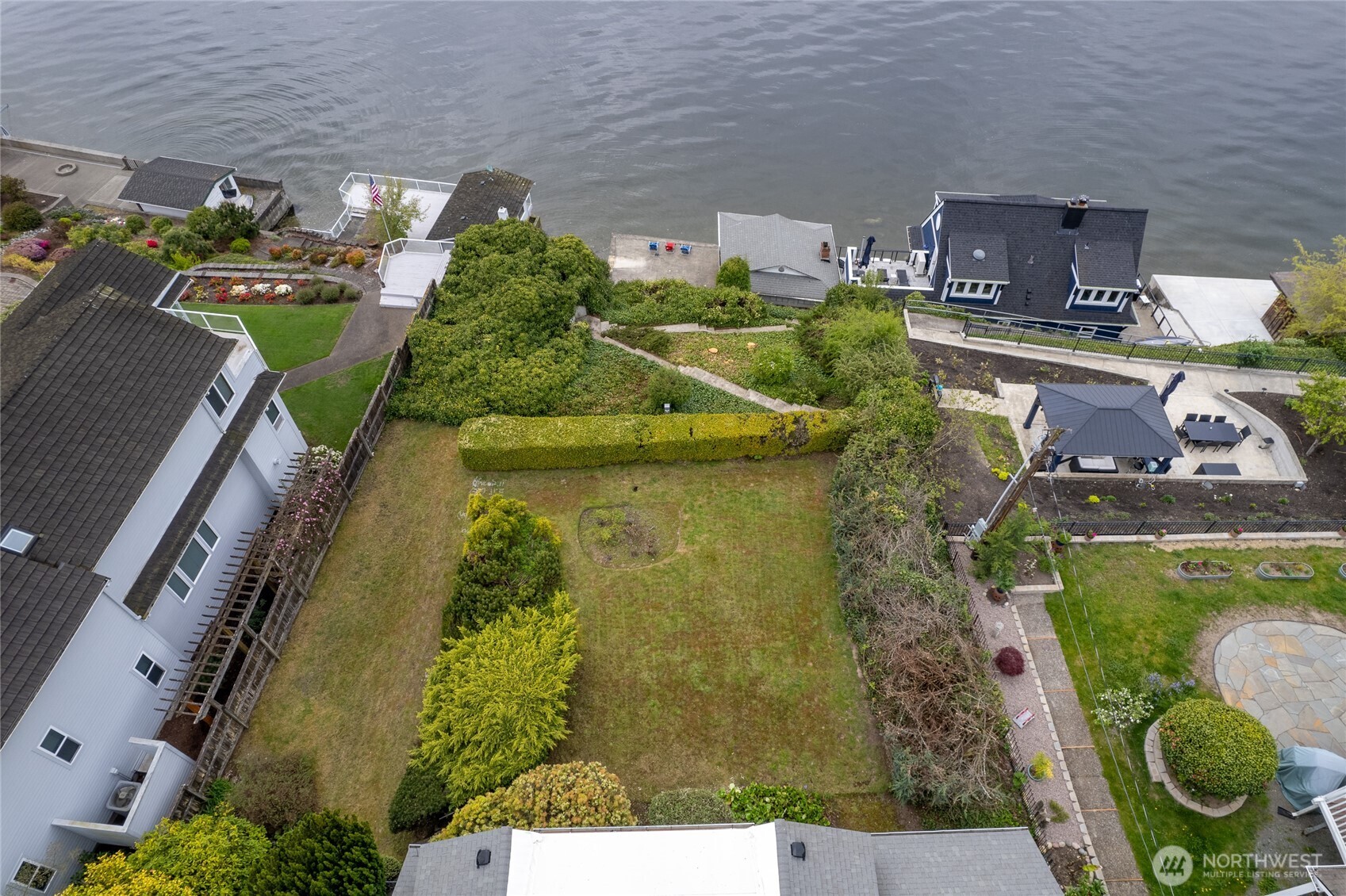 5498 Hyada Boulevard NE, Tacoma, WA 98422