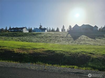 90 E Virgil Drive W, Allyn, WA 98524 - Photo 2