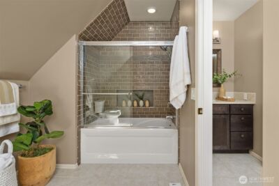 2400 100th Avenue NE, Bellevue, WA 98004 - Photo 21