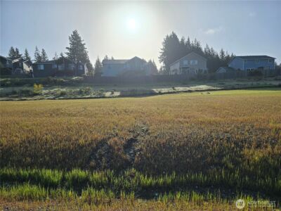 40 E Virgil Drive W, Allyn, WA 98524 - Photo 2