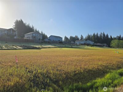40 E Virgil Drive W, Allyn, WA 98524 - Photo 4