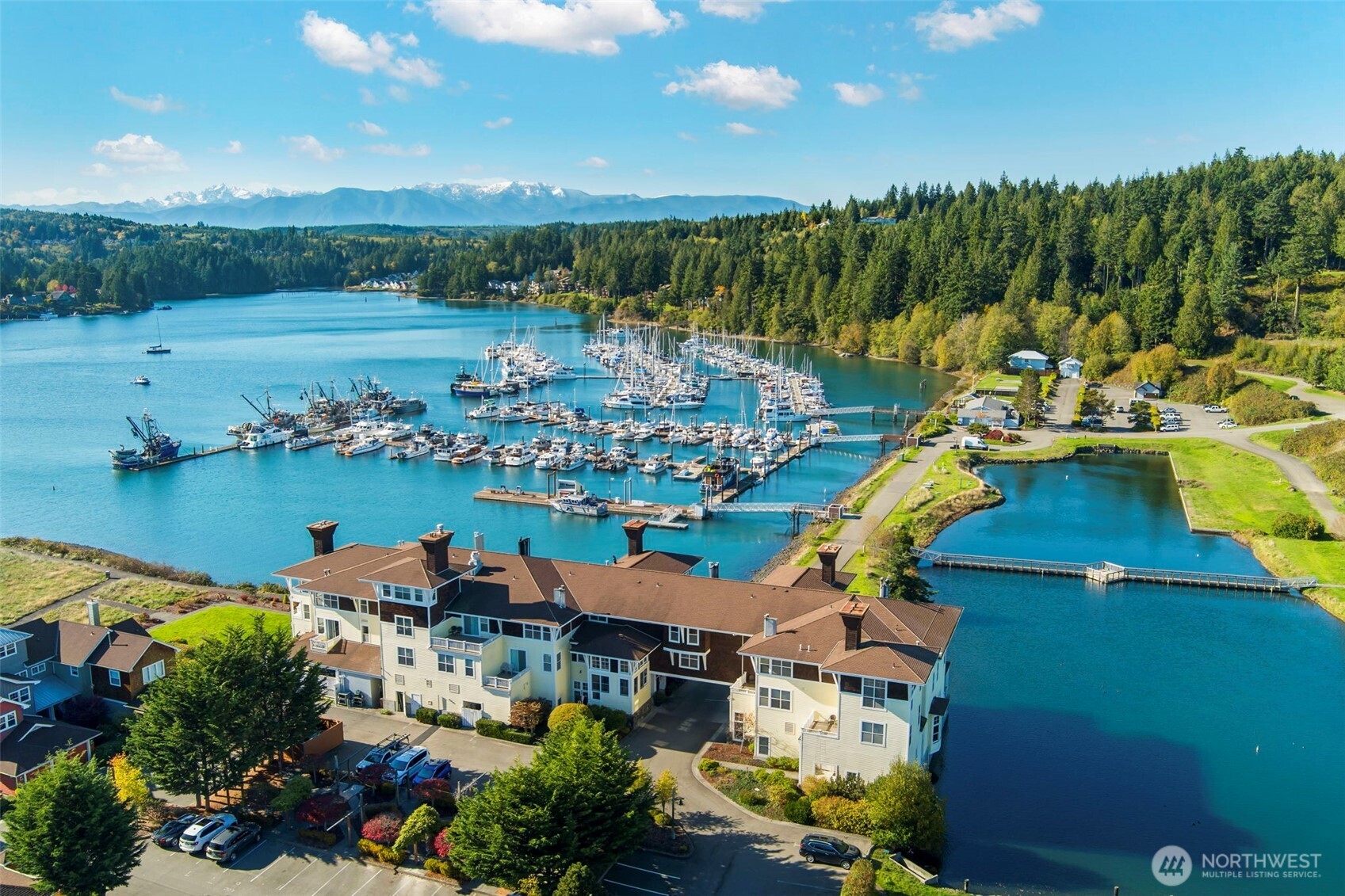 102 Olympic Lane , Port Ludlow, WA 98365