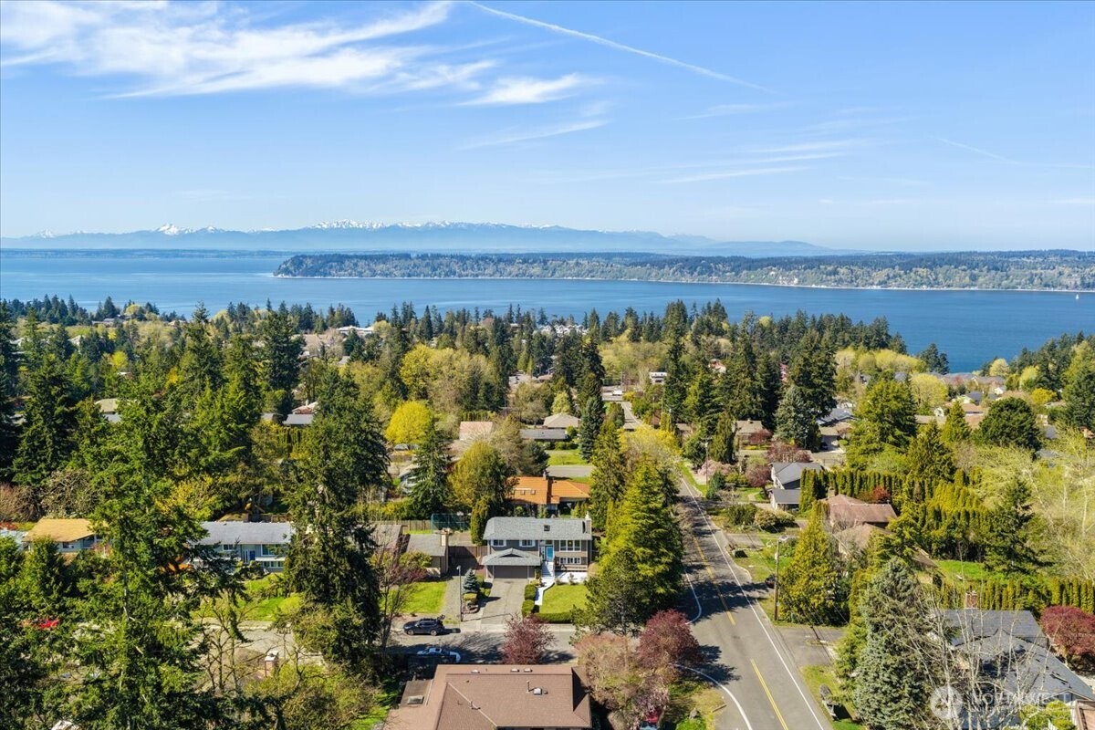8006 45th Avenue W, Mukilteo, WA 98275