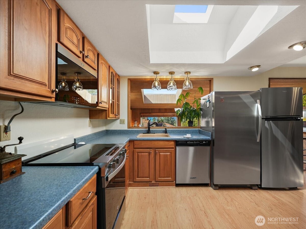 8006 45th Avenue W, Mukilteo, WA 98275